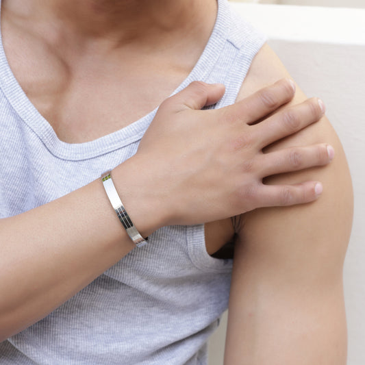 Linear Silver Bracelet