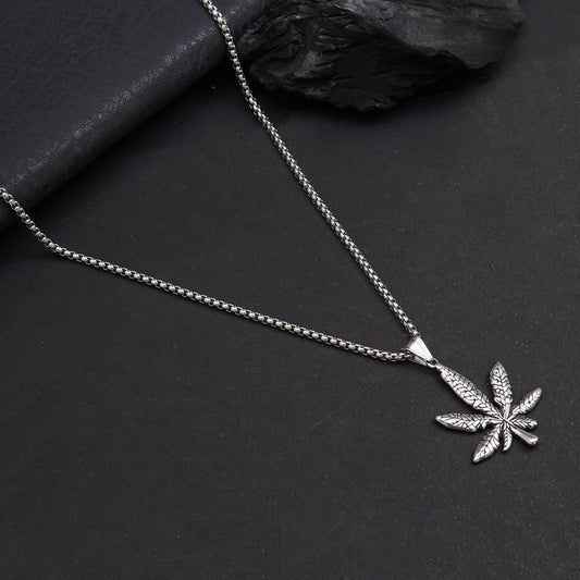 Maple Leaf Pendant With Chain