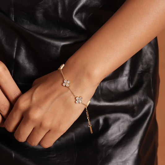 Sparking Clover Chain Bracelet