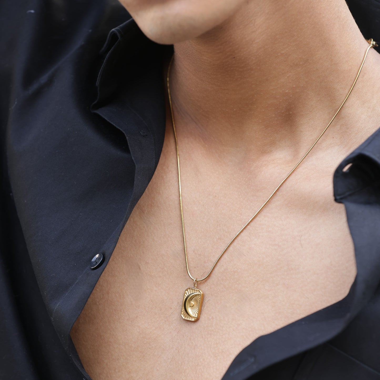 Moon Pendant With Chain