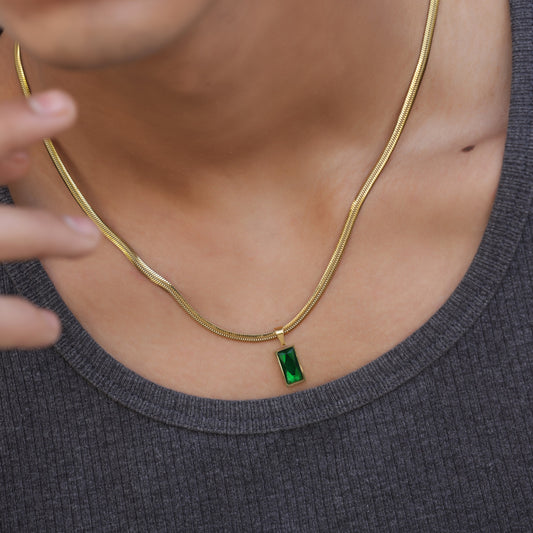 Green Pendant With Chain