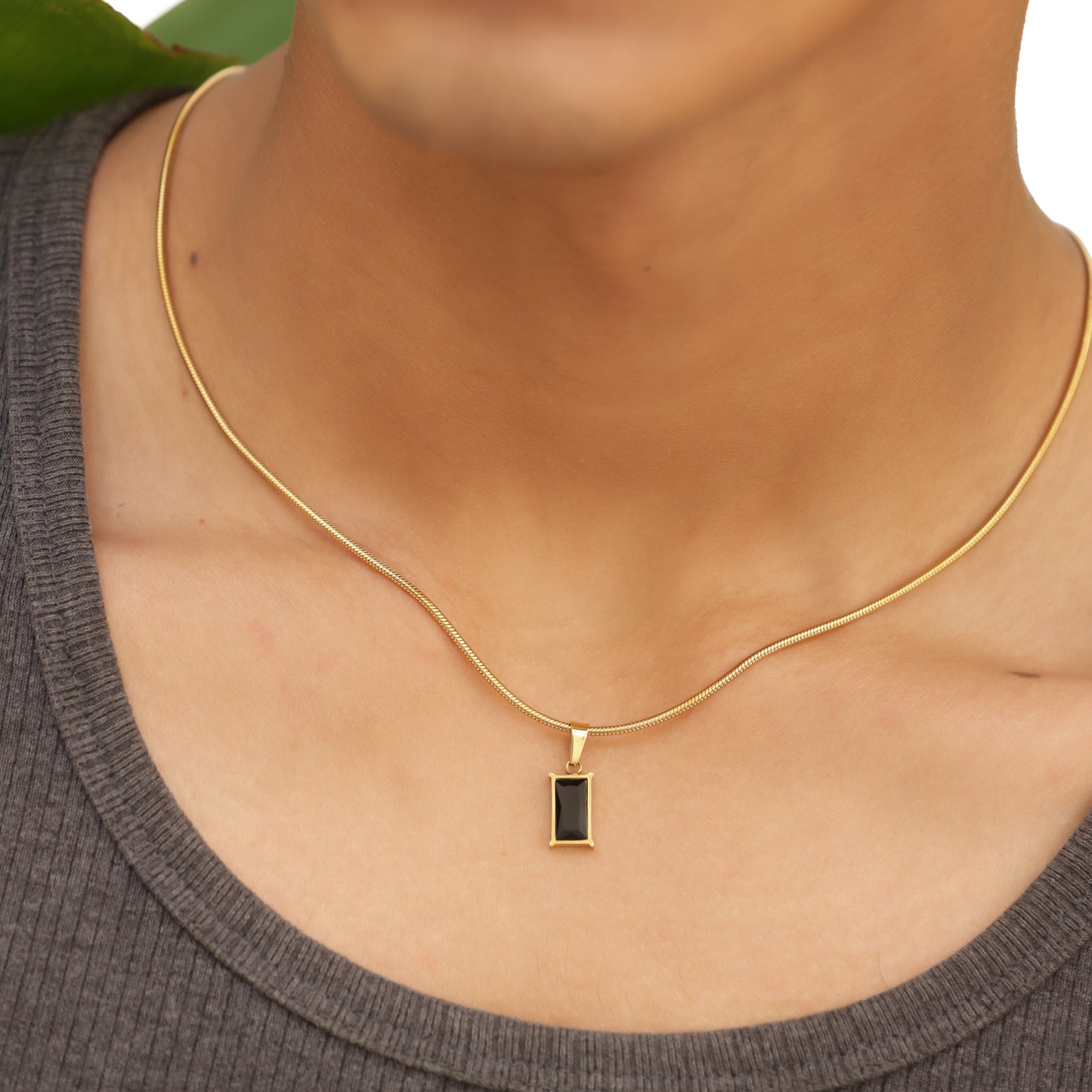 Black Pendant With Chain