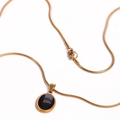Oval Gold Pendant With Chain