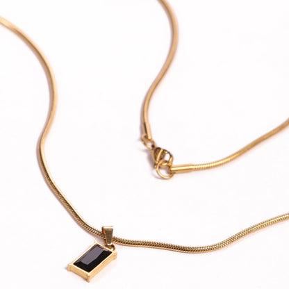 Black Pendant With Chain