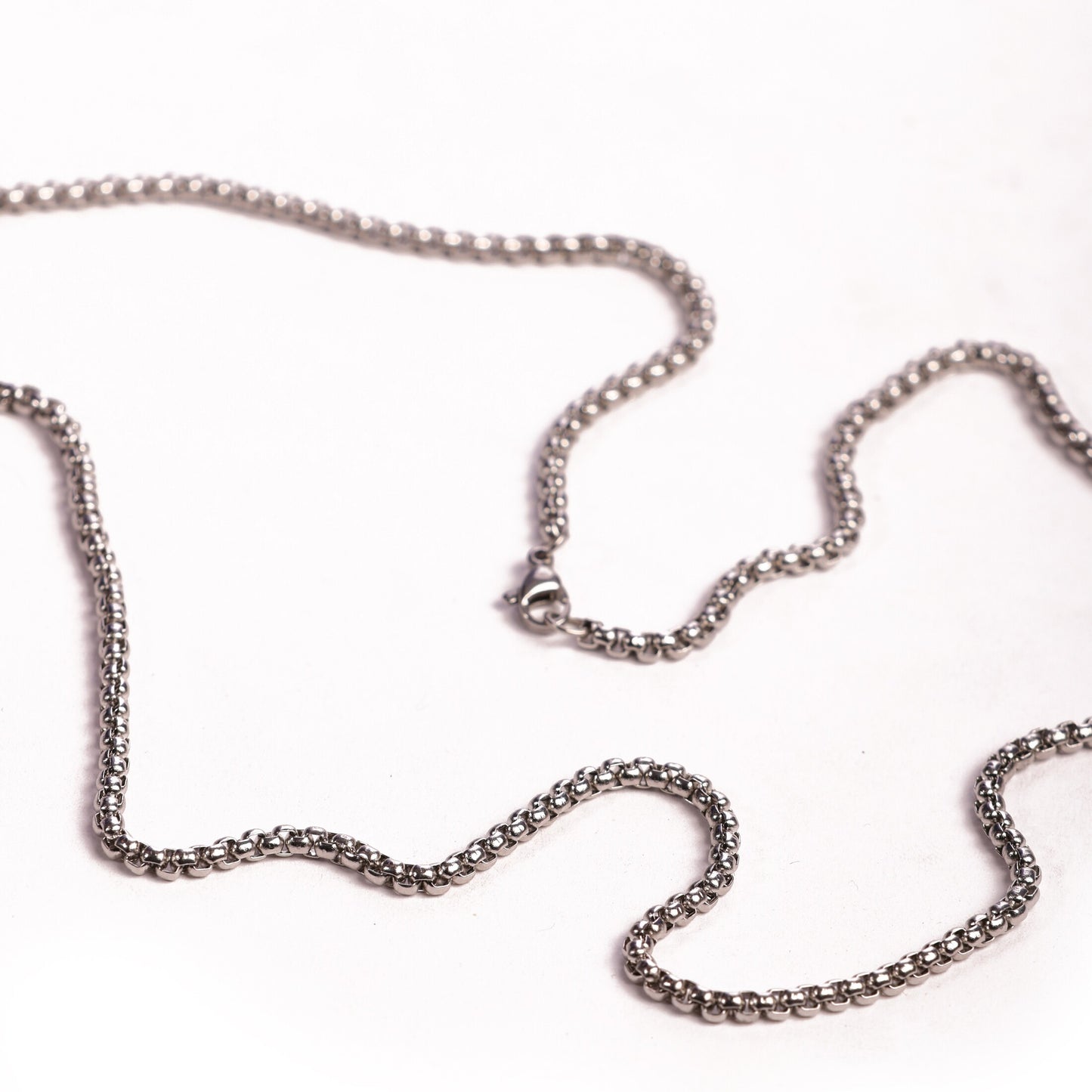 Cross Pendant With Chain