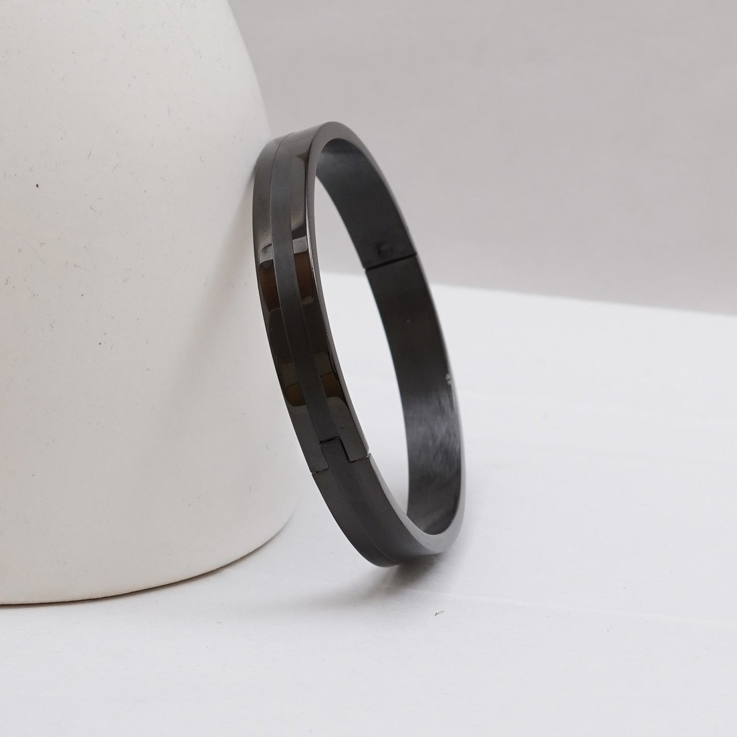 Linear Black Men's Kada Bracelet