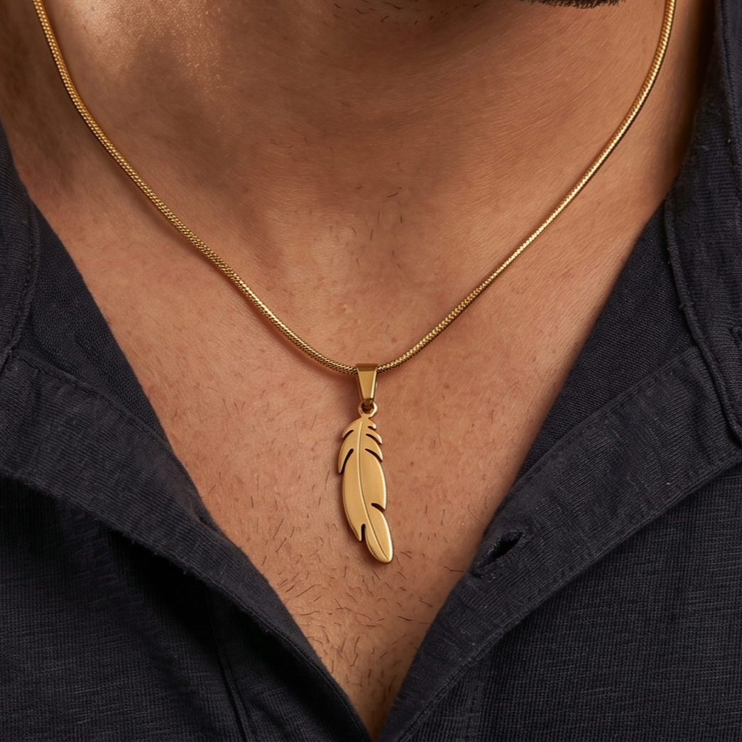 Leaf Pendant With Chain