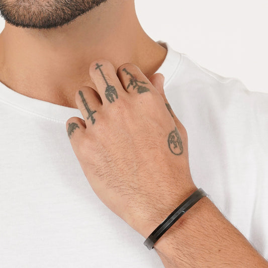 Linear Black Men's Kada Bracelet
