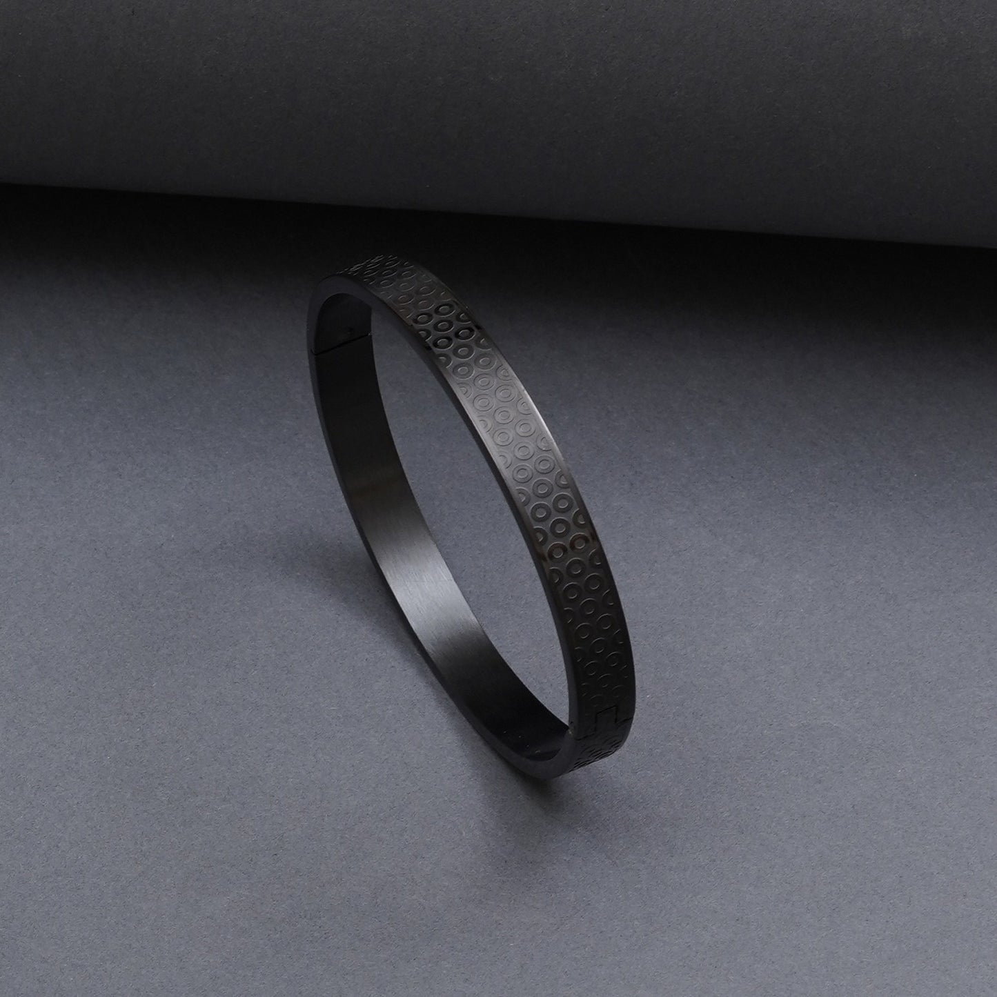 Halo Black Men's Kada Bracelet