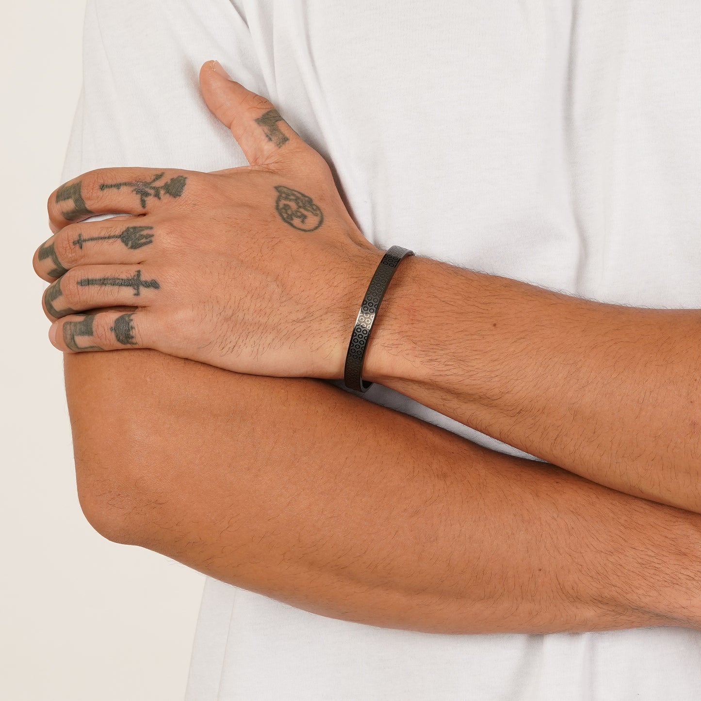 Halo Black Men's Kada Bracelet