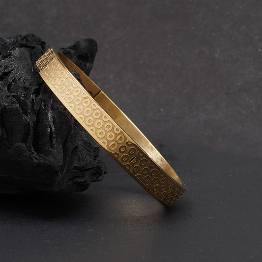 Halo Gold-Plated Kada Bracelet