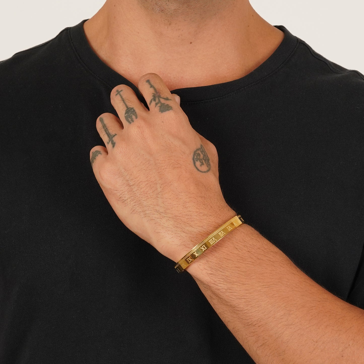 Roman Gold-Plated Kada Bracelet