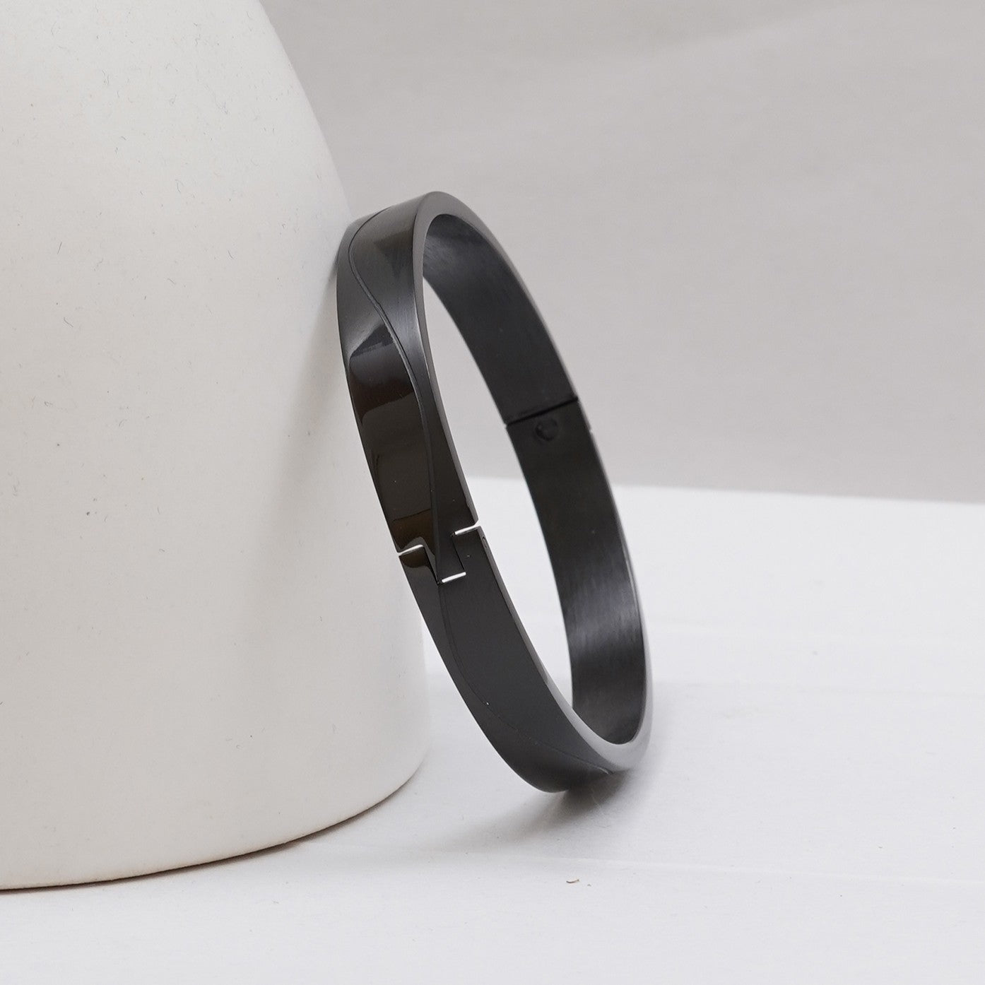 Linear Wave Black Men's Kada Bracelet