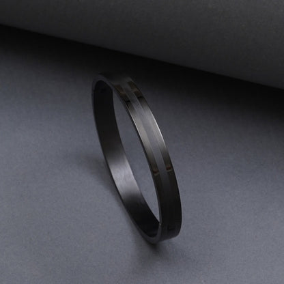 Linear Black Men's Kada Bracelet