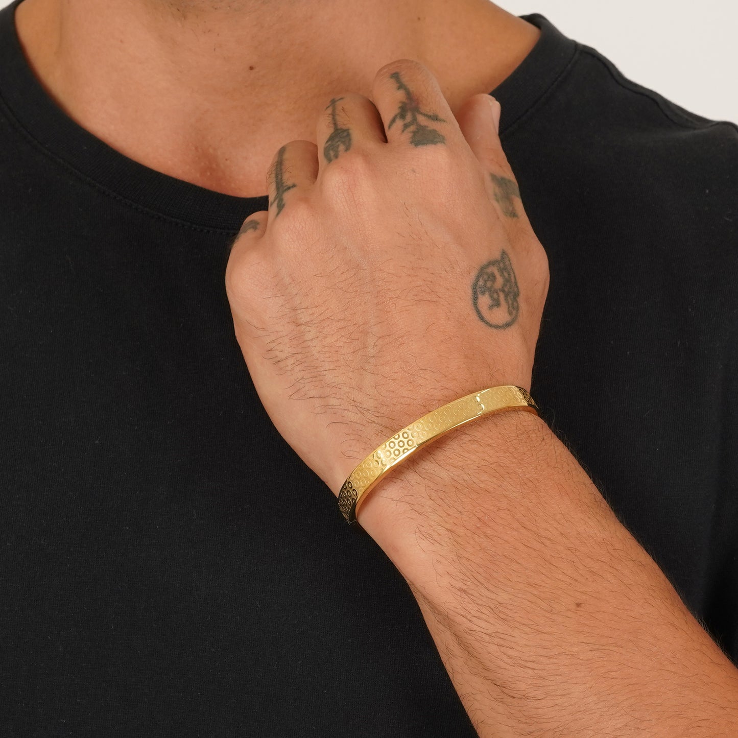 Halo Gold-Plated Kada Bracelet