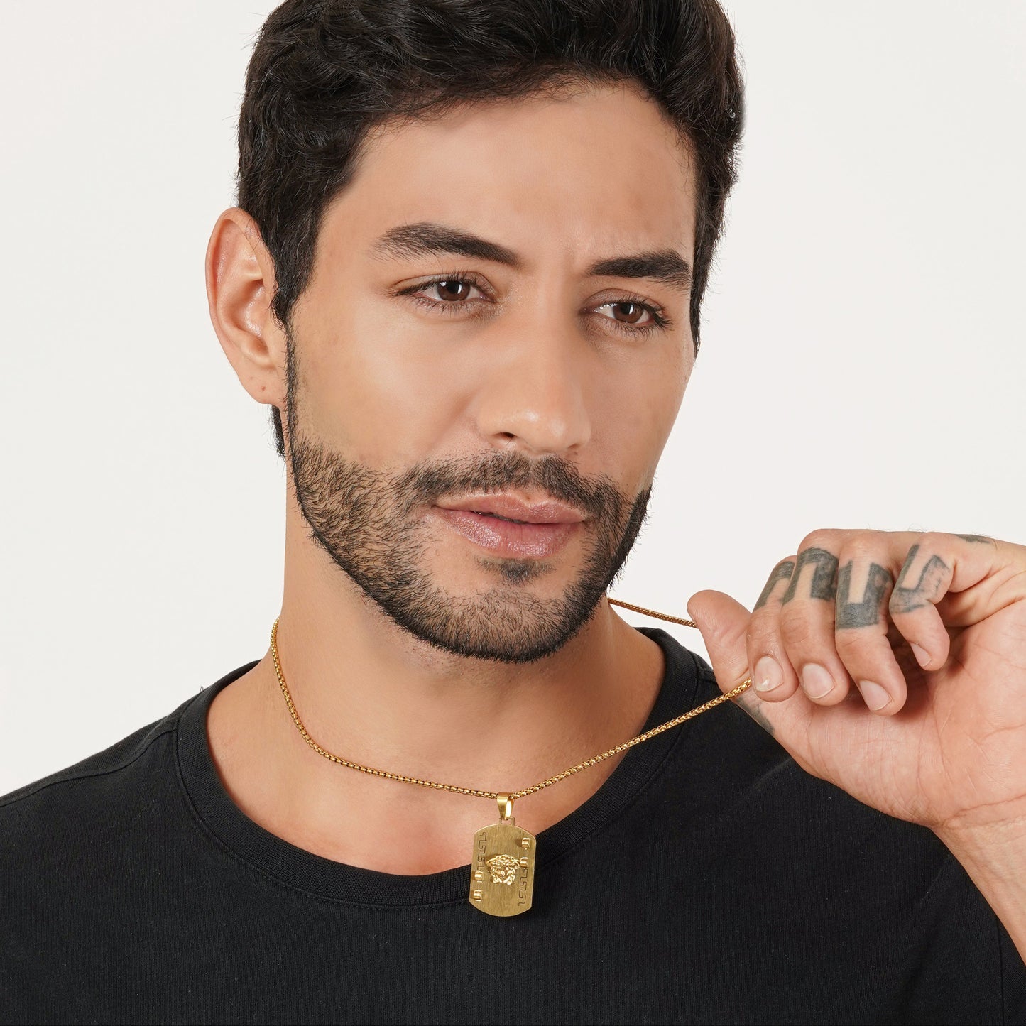 Retro Gold Plated Pendant With Chain