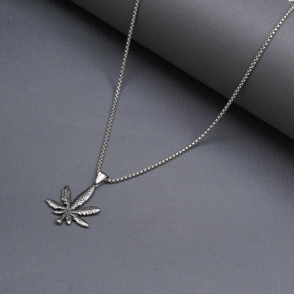 Maple Leaf Pendant With Chain