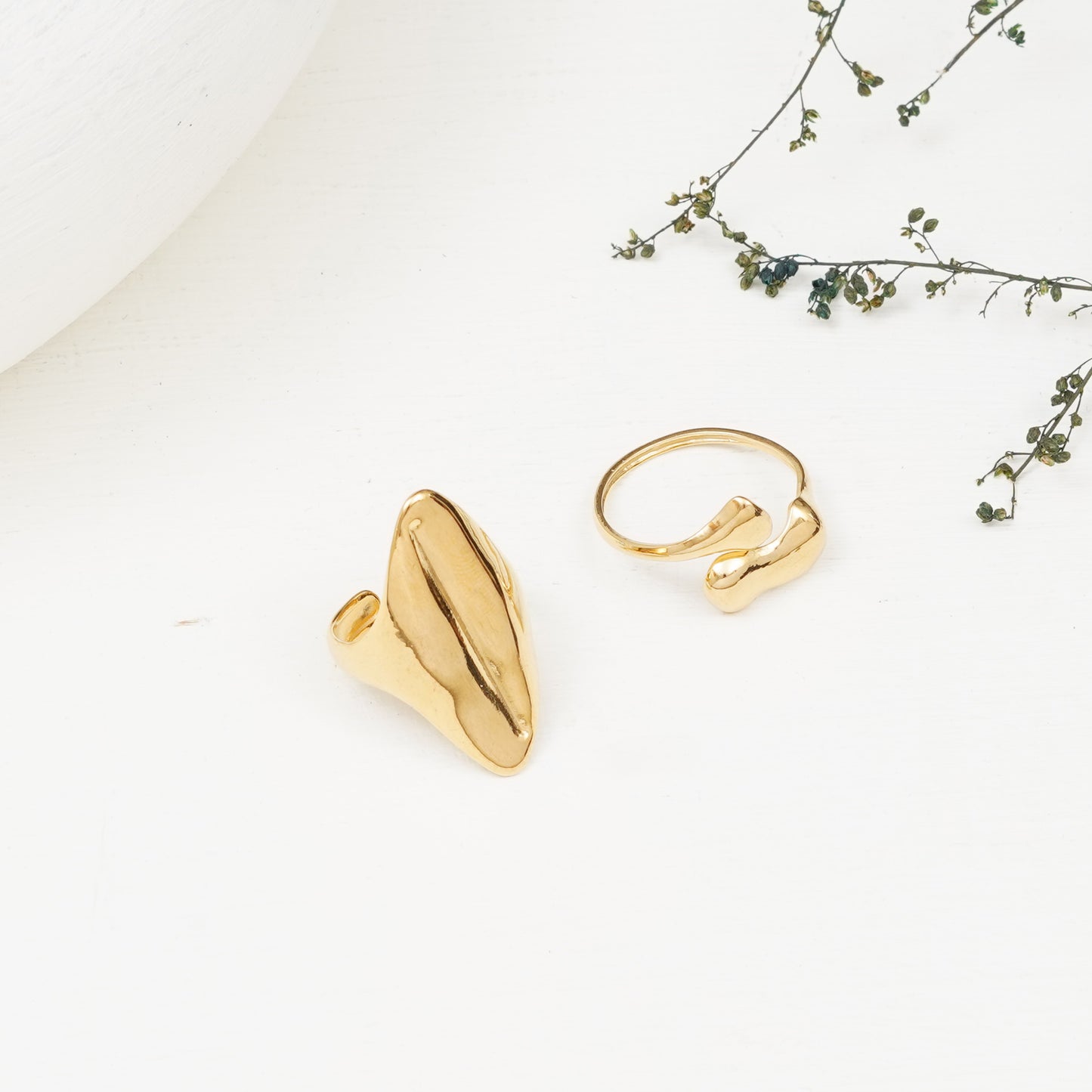 Lira Set Of Two Gold-Plated Rings
