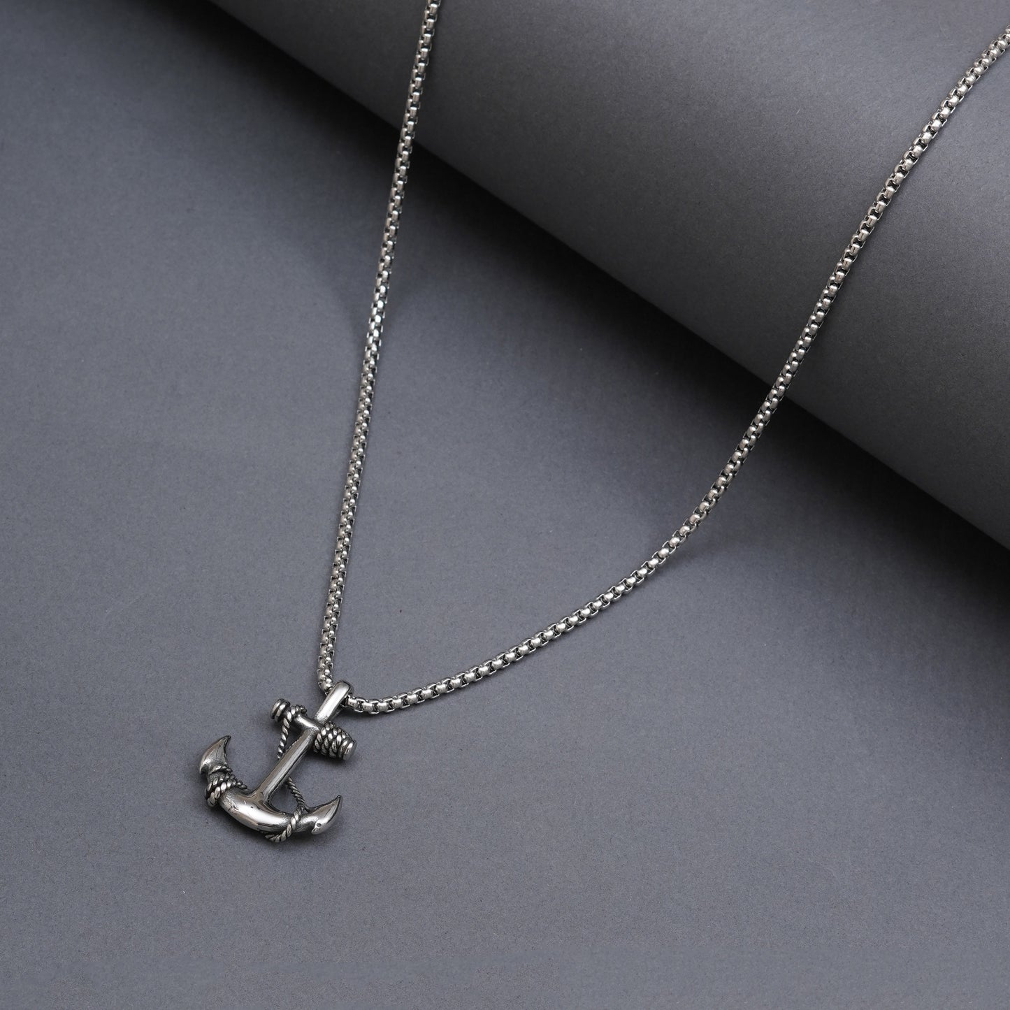 Pirates Anchor Pendant With Chain
